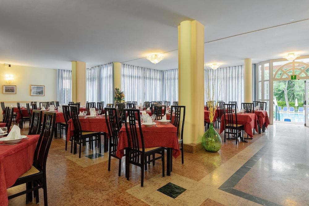 Hotel Royal Гарда Экстерьер фото