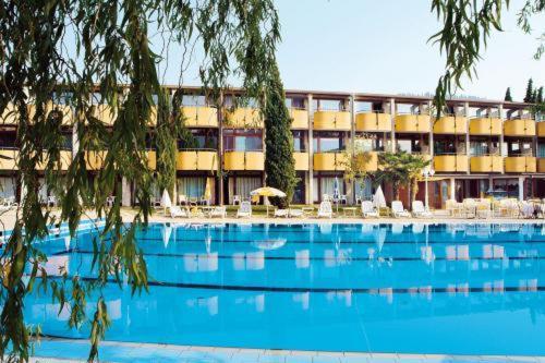Hotel Royal Гарда Экстерьер фото